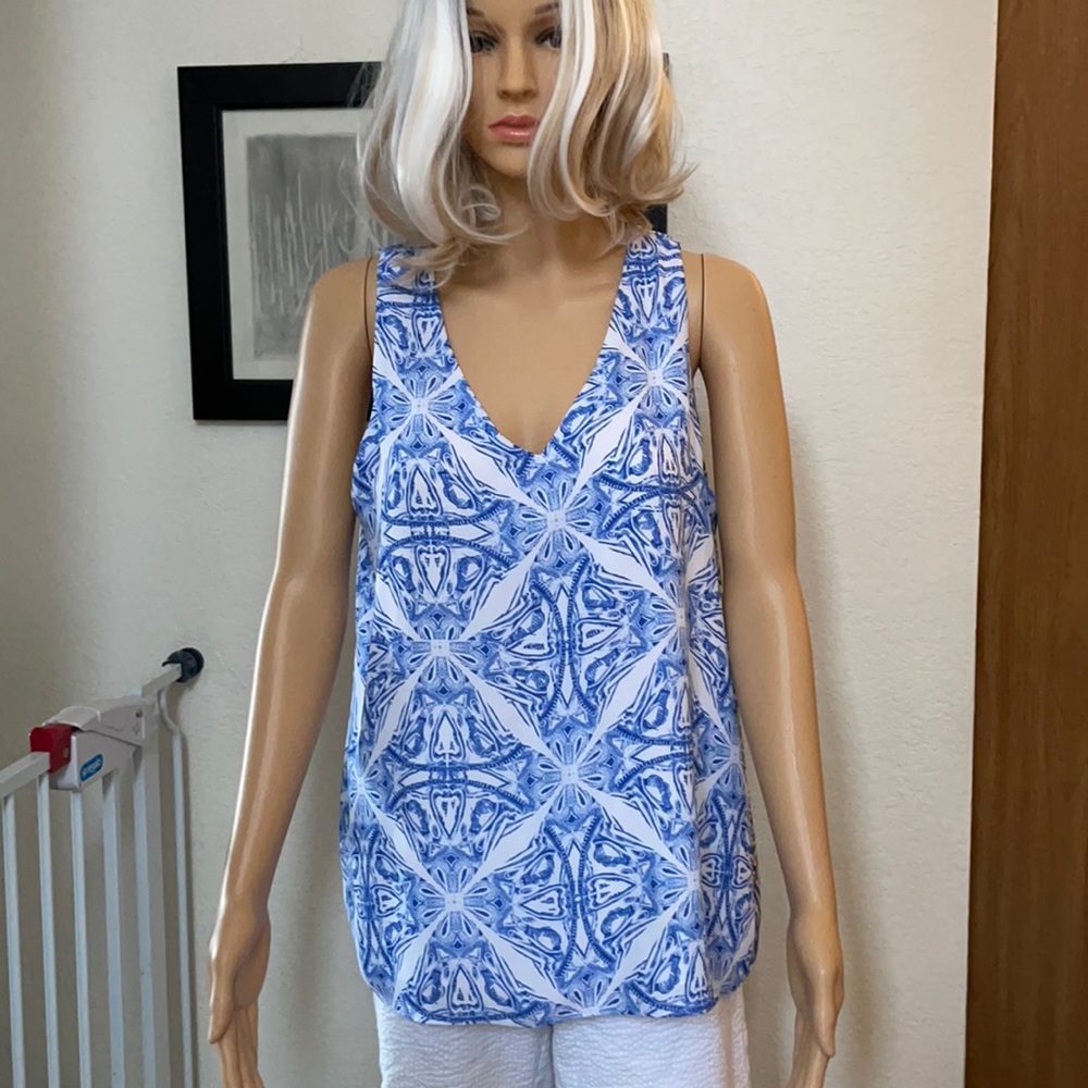 No Brand Found Sleeveless Top